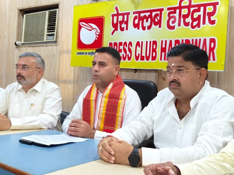 श्राद्ध पर टिप्पणी से गरमाई सियासत, कांग्रेस पर बरसे भाजपा के नवीन ठाकुर